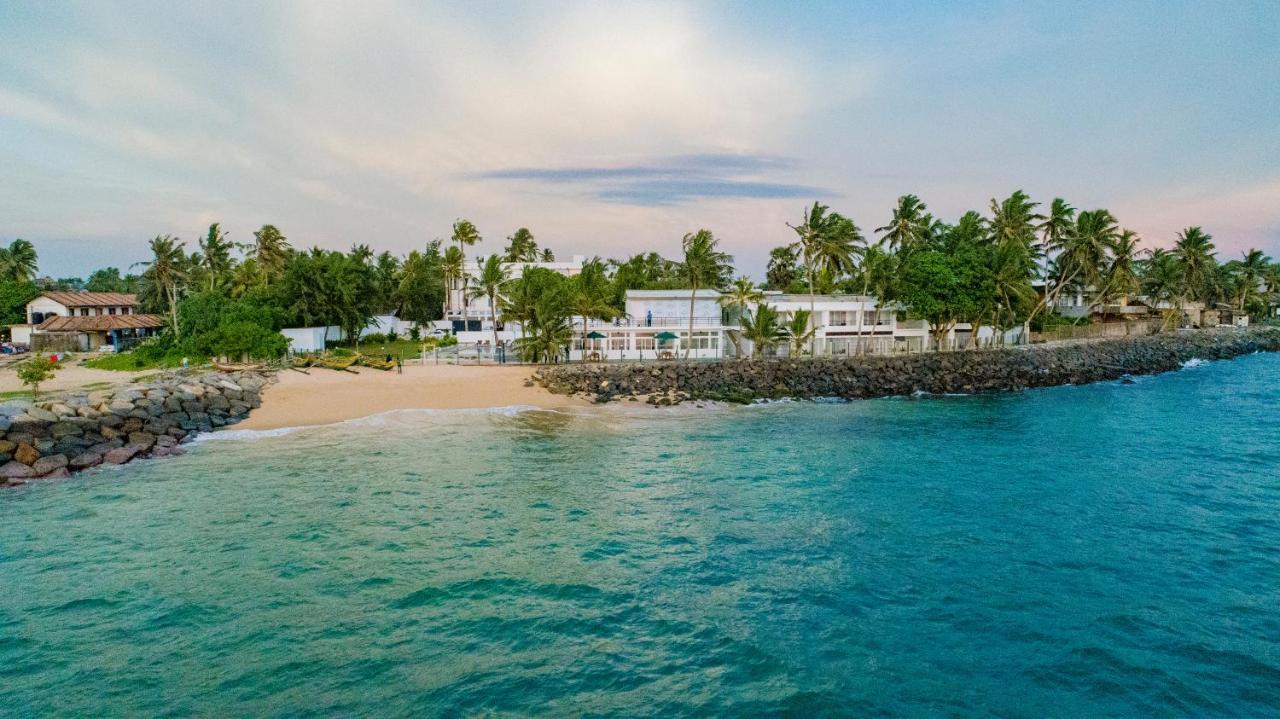 Manara Beach Resort Beruwala Esterno foto