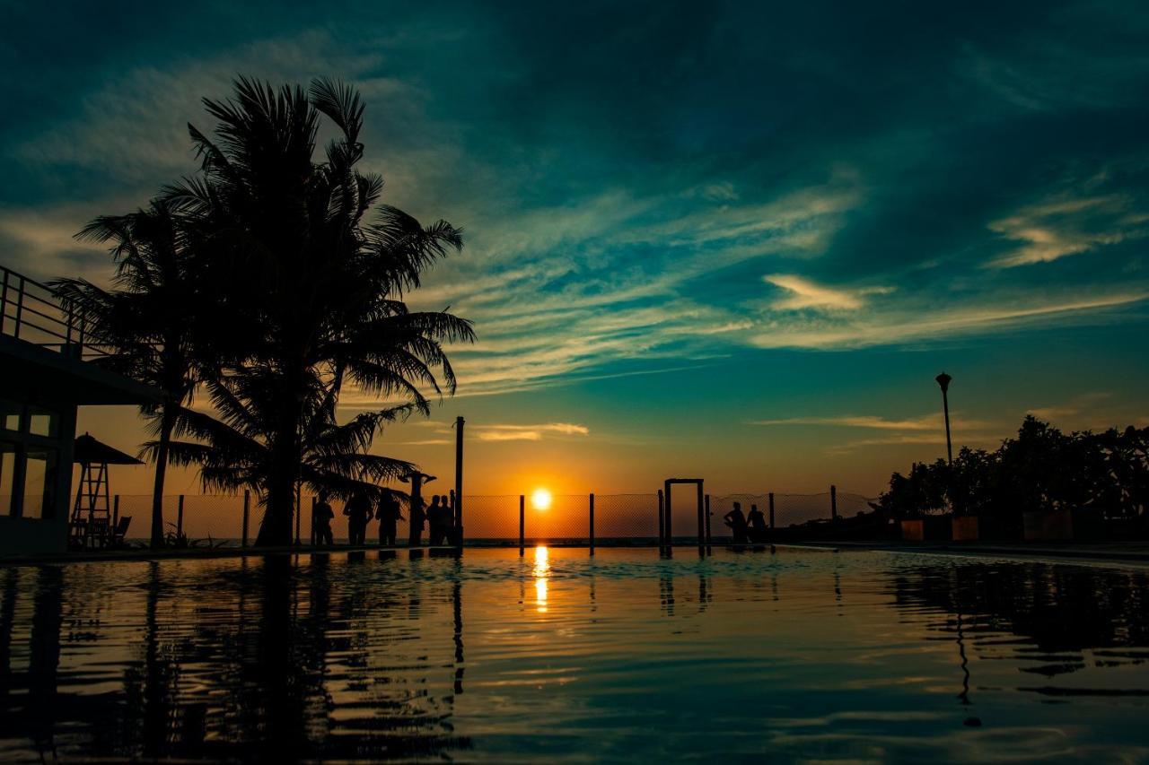 Manara Beach Resort Beruwala Esterno foto