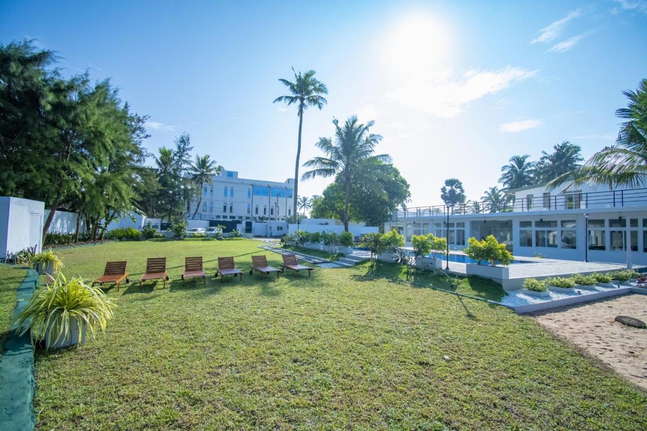 Manara Beach Resort Beruwala Esterno foto