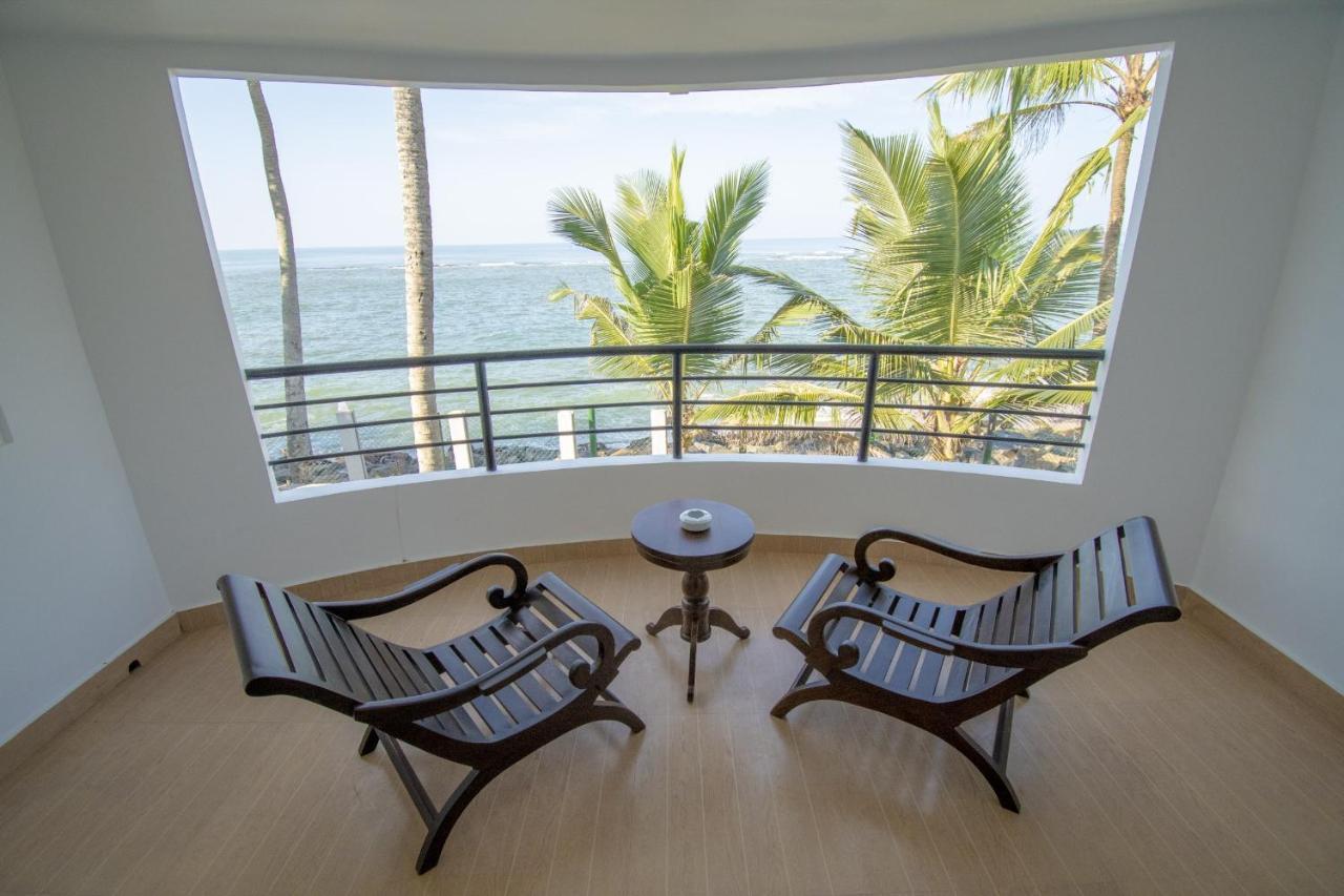 Manara Beach Resort Beruwala Esterno foto
