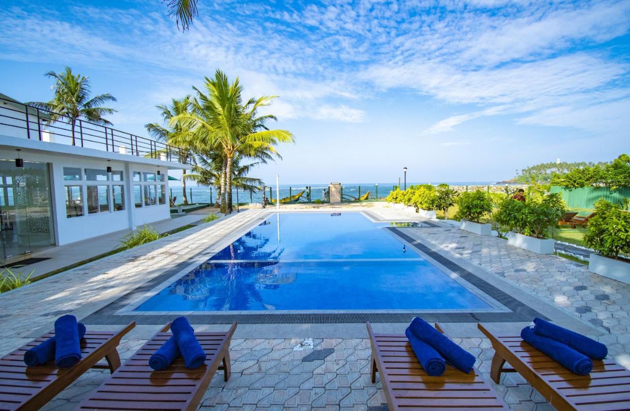 Manara Beach Resort Beruwala Esterno foto