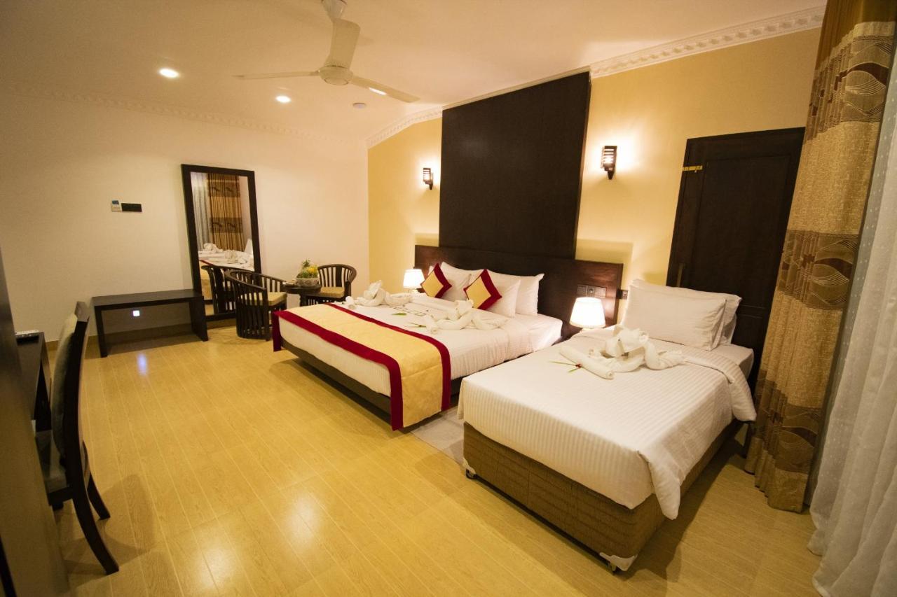 Manara Beach Resort Beruwala Esterno foto
